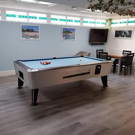 Oyo Minerva Hotel 3*